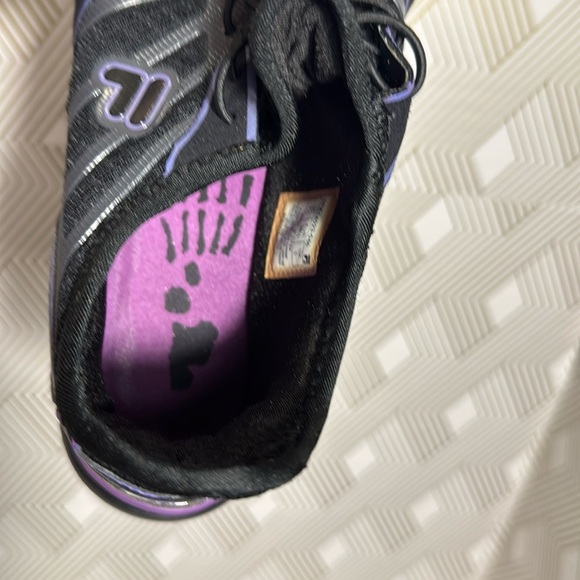 Fila skele-toes shoes women’s 7.5 7 1/2 Stylish Black and Purple Women's Shoes - Picture 11 of 11
